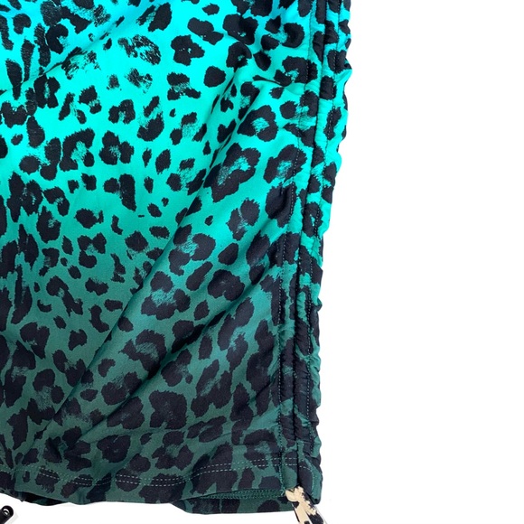 SOLD 💕La Blanca Blue Dip Into The Wild Bandeau Tankini Top - Picture 8 of 12